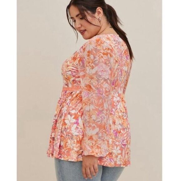 Torrid Babydoll Super Soft Balloon Chiffon Sleeve Top - Large - NWT - Picture 3 of 11